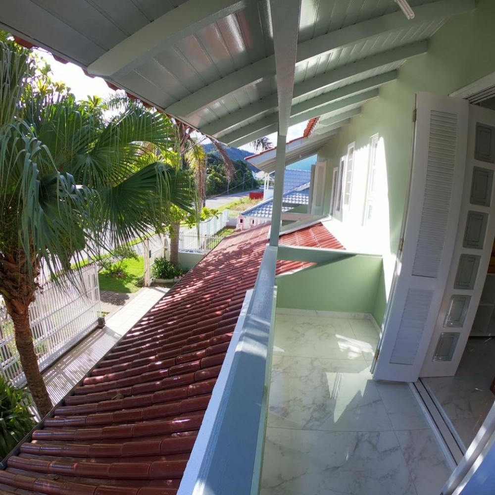 Casa para locao com piscina na praia de Palmas 