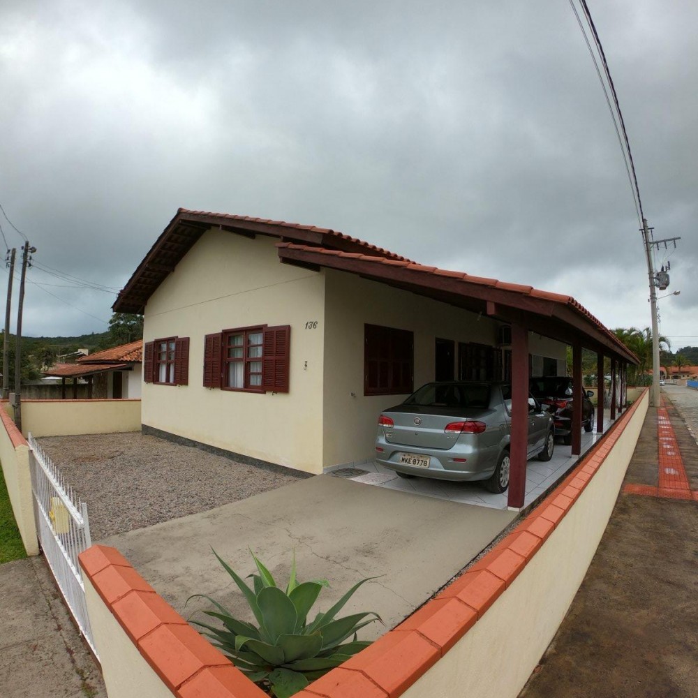 Casa  a venda na Praia de  Palmas 